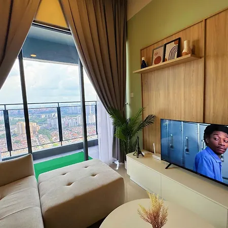 Stellar 8Th 3 Bedroom Air-Con Suite Bandar Baru Sri Petaling